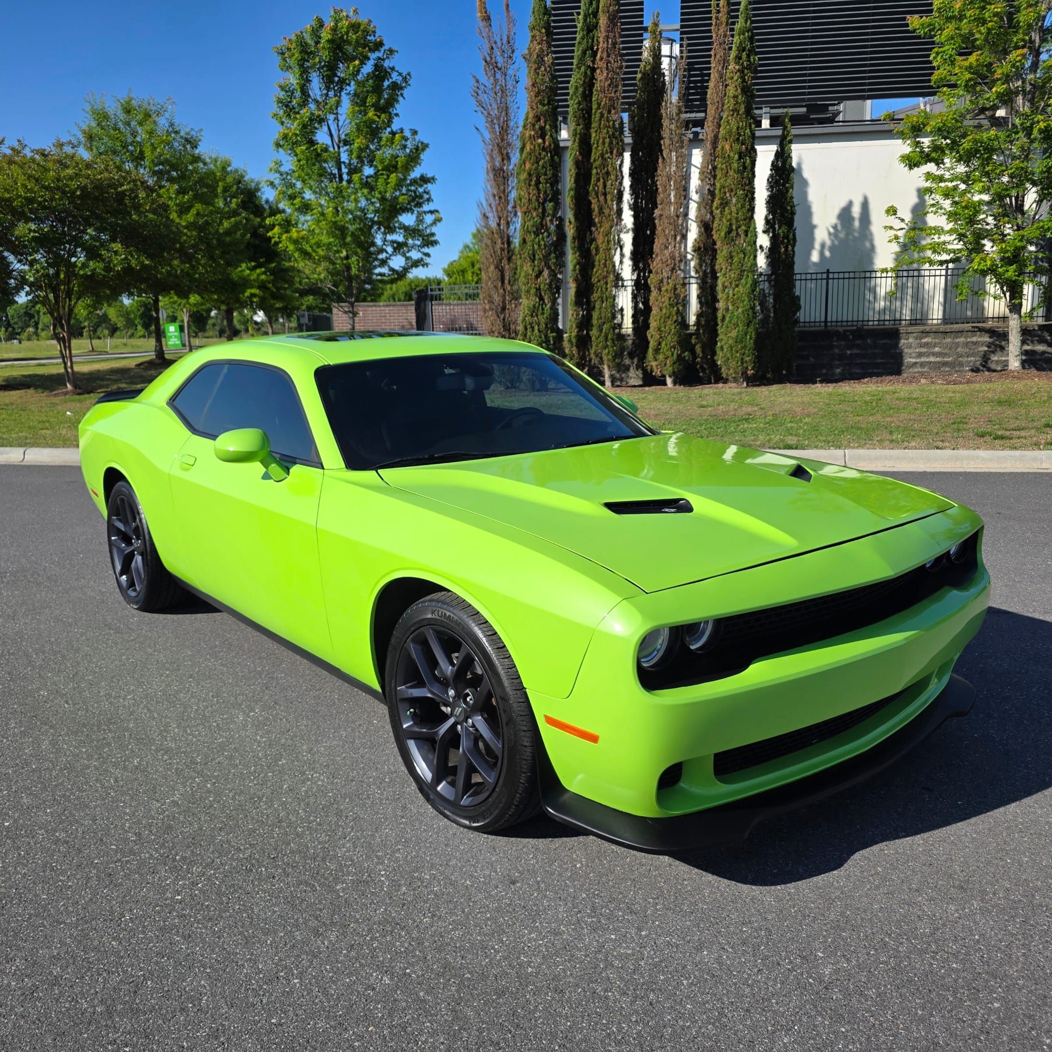Used 2023 Dodge Challenger SXT w/ Blacktop Package RWD image 4