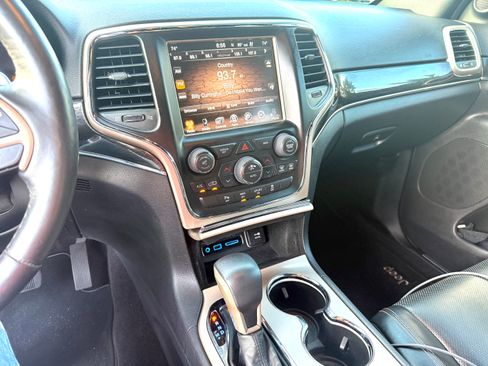 Used 2017 Jeep Grand Cherokee Limited 75th Anniversary AWD/4WD image 19