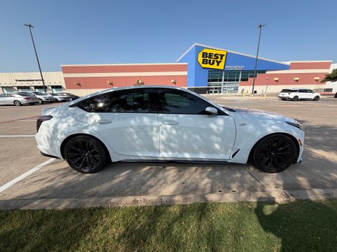 Used 2024 Cadillac CT5 V Blackwing w/ Driver Assist Package RWD image 4