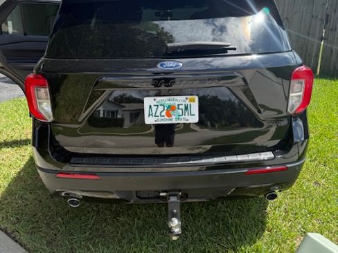 Used 2022 Ford Explorer ST-Line w/ Class IV Trailer Tow Package RWD image 8