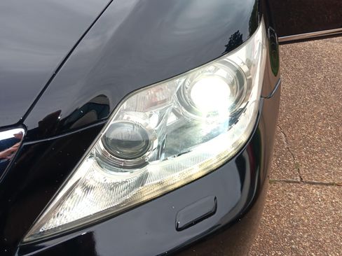 Used 2011 Lexus LS 460 image 22