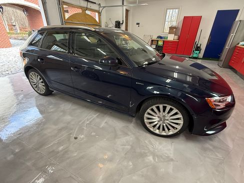Used 2017 Audi A3 e-tron Premium w/ Sport Package image 5