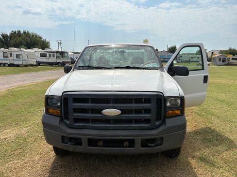 Used 2007 Ford F250 XLT image 8