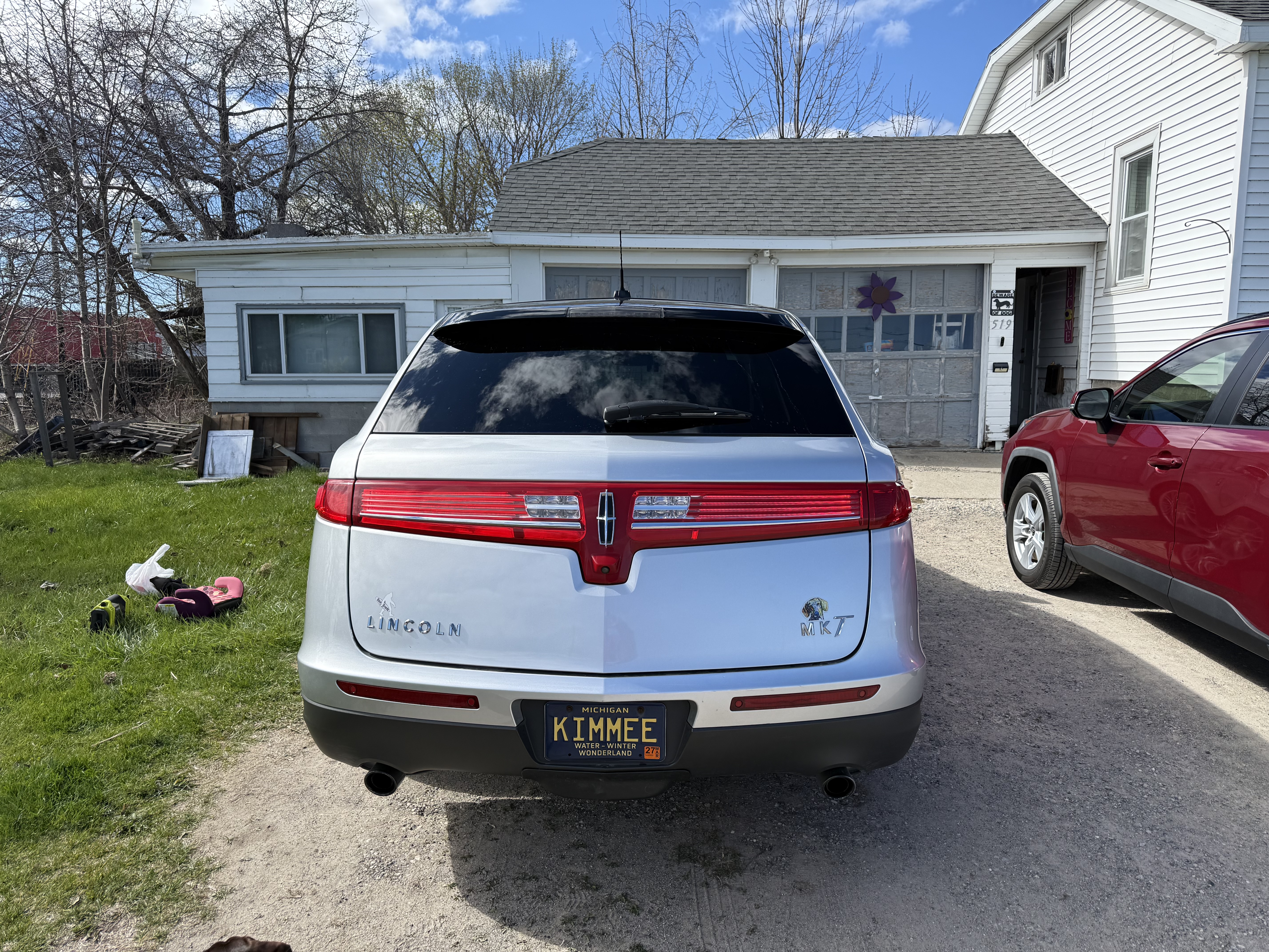 Used 2018 Lincoln MKT AWD w/ Driver Technology Package image 4