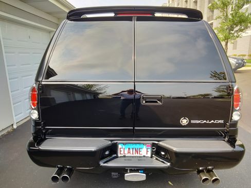 Used 2000 Cadillac Escalade 4WD image 4