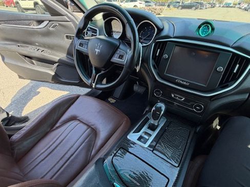 Used 2015 Maserati Ghibli image 5