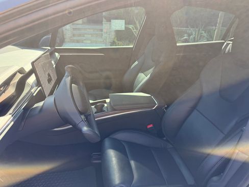 Used 2022 Tesla Model X AWD/4WD image 9
