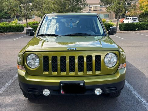 Used 2012 Jeep Patriot Sport w/ PWR Value Group AWD/4WD image 2