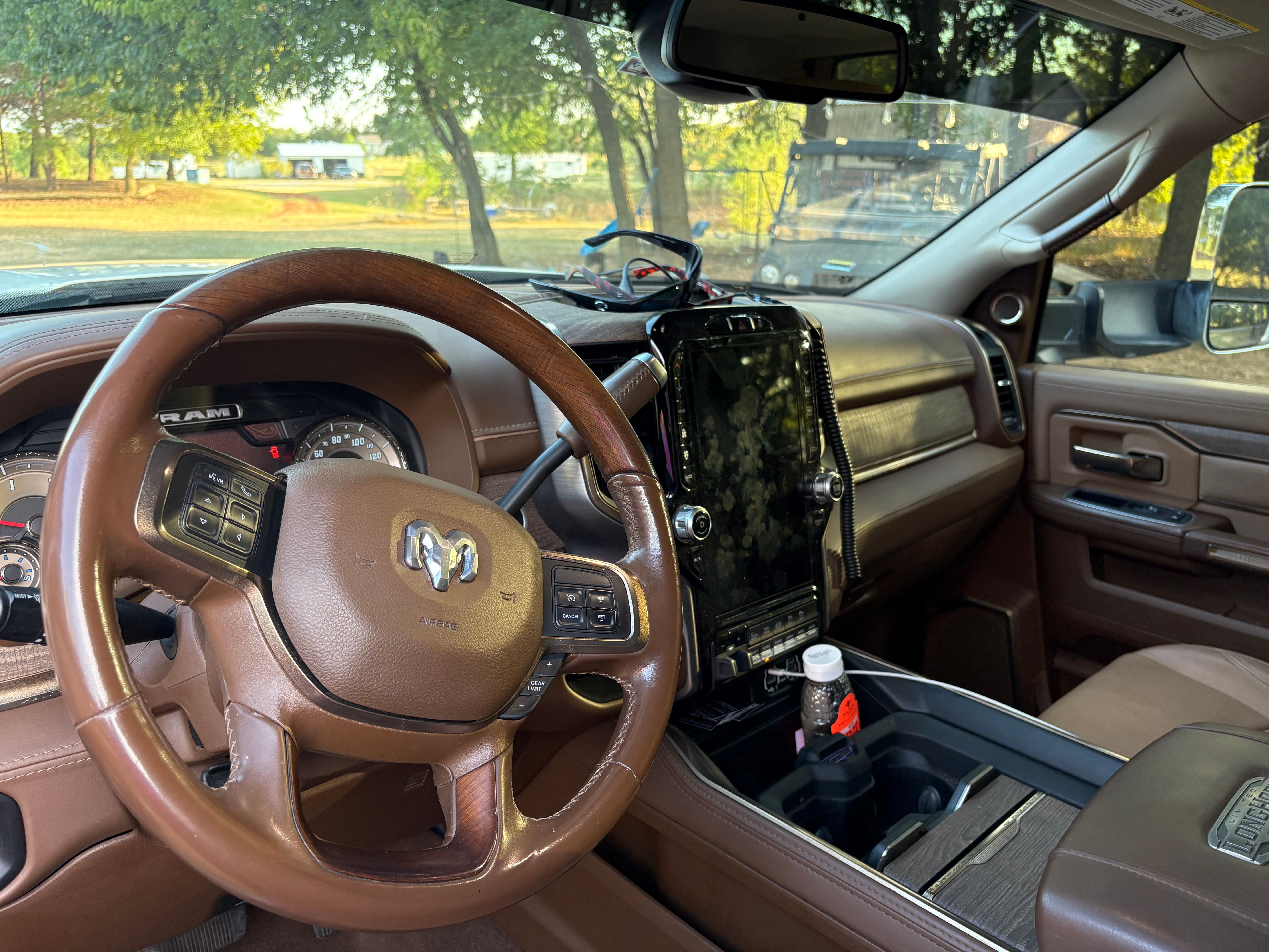 Used 2022 RAM 3500 Limited AWD/4WD image 15
