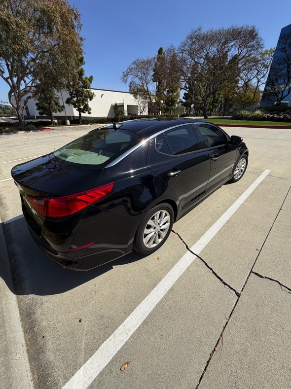 Used 2014 Kia Optima EX w/ EX Premium Package FWD image 2