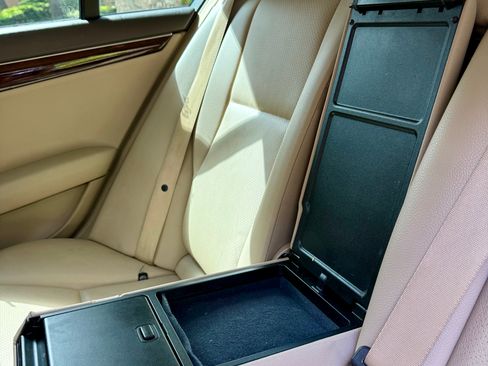 Used 2014 Mercedes-Benz C 250 Sedan image 31