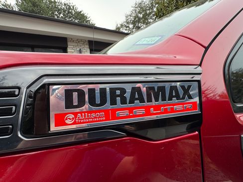 Used 2025 GMC Sierra 2500 AT4 w/ AT4 Premium Plus Package image 13