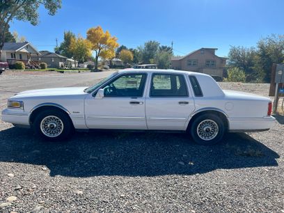 Used 1997 Lincoln Town Car Executive