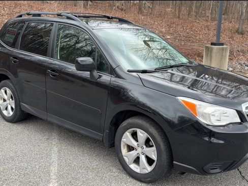 Used 2015 Subaru Forester 2.5i Premium w/ All-Weather Package image 4