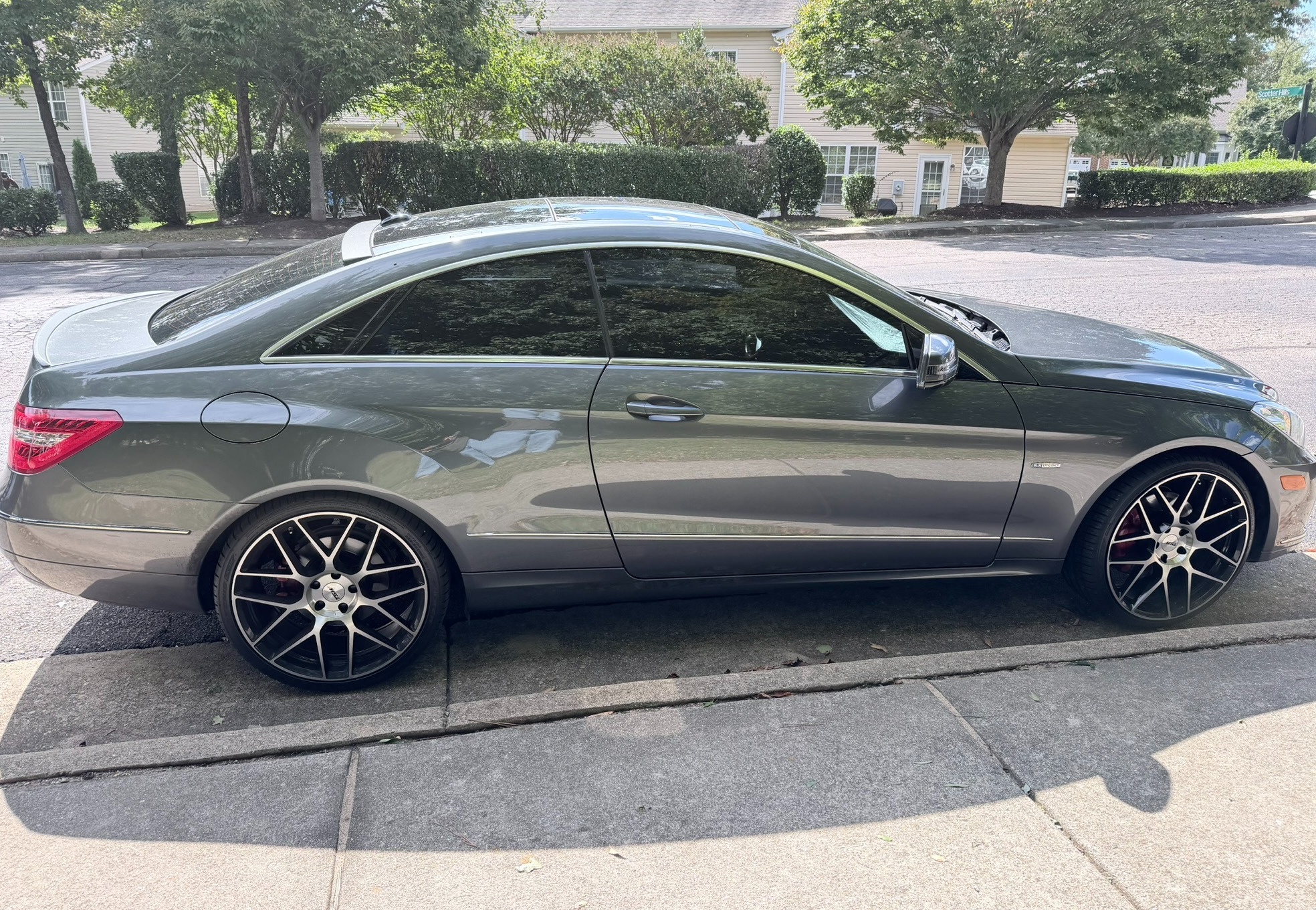 Used 2012 Mercedes-Benz E 350 Coupe image 1