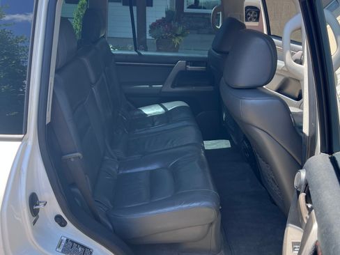 Used 2008 Toyota Land Cruiser AWD/4WD image 10