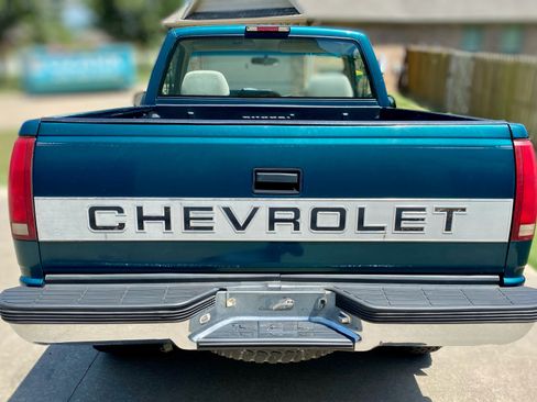 Used 1995 Chevrolet Silverado 1500 4x4 Regular Cab image 4