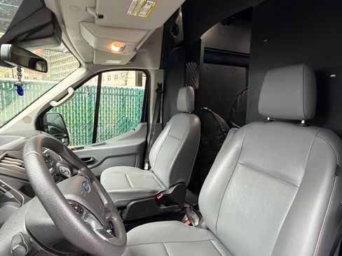 Used 2019 Ford Transit 350 148 High Roof Extended image 6