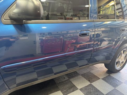 Used 2005 Chevrolet TrailBlazer LT w/ LT Package 1 image 19