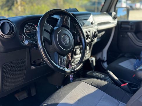 Used 2016 Jeep Wrangler Unlimited Sport w/ Quick Order Package 24S image 15