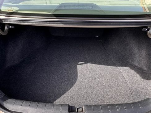 Used 2016 Honda Accord EX image 11