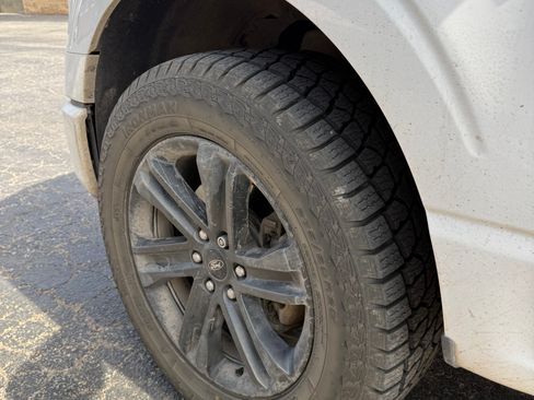 Used 2022 Ford F150 XLT w/ Equipment Group 302A High AWD/4WD image 12