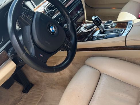 Used 2014 BMW 750Li RWD image 6