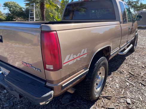 Used 1994 GMC Sierra 2500 4x4 Extended Cab image 9