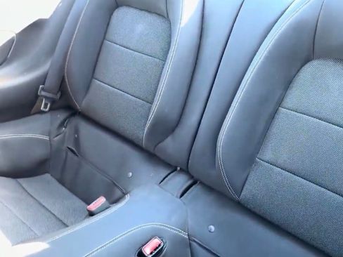 Used 2015 Ford Mustang Coupe RWD image 20