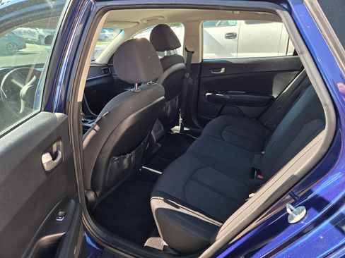 Used 2017 Kia Optima LX image 11