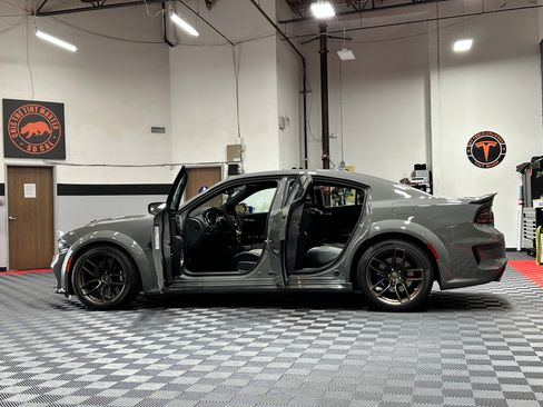 Used 2023 Dodge Charger SRT Hellcat RWD image 6