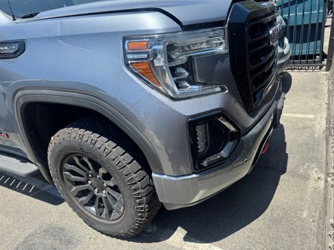 Used 2021 GMC Sierra 1500 AT4 w/ AT4 Premium Package AWD/4WD image 6