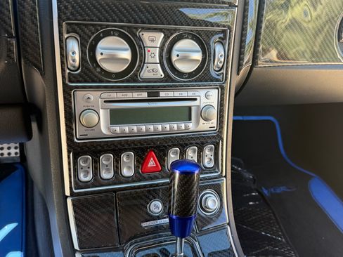 Used 2005 Chrysler Crossfire Limited image 12