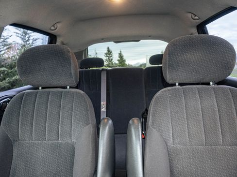 Used 2003 Chrysler PT Cruiser image 18