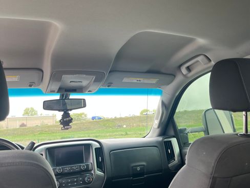 Used 2017 Chevrolet Silverado 1500 LT image 6