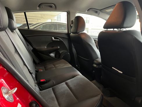 Used 2014 Honda Insight EX image 10