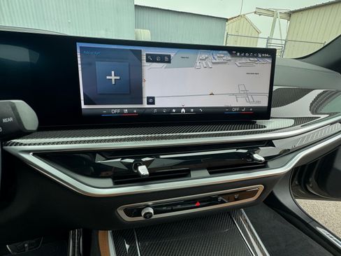 Used 2025 BMW X5 M60i w/ Climate Comfort Package image 13