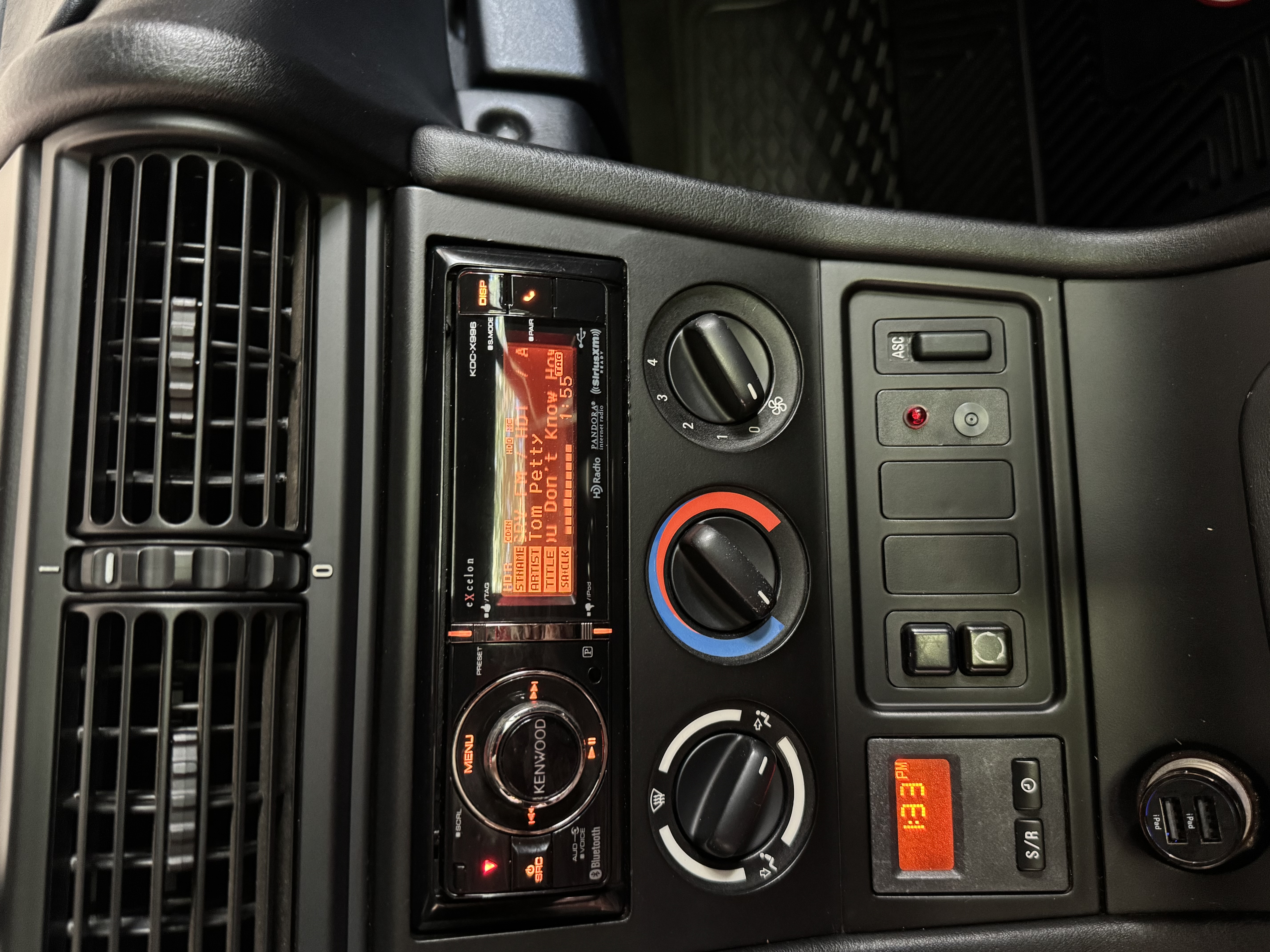 Used 1998 BMW Z3 1.9 RWD image 11