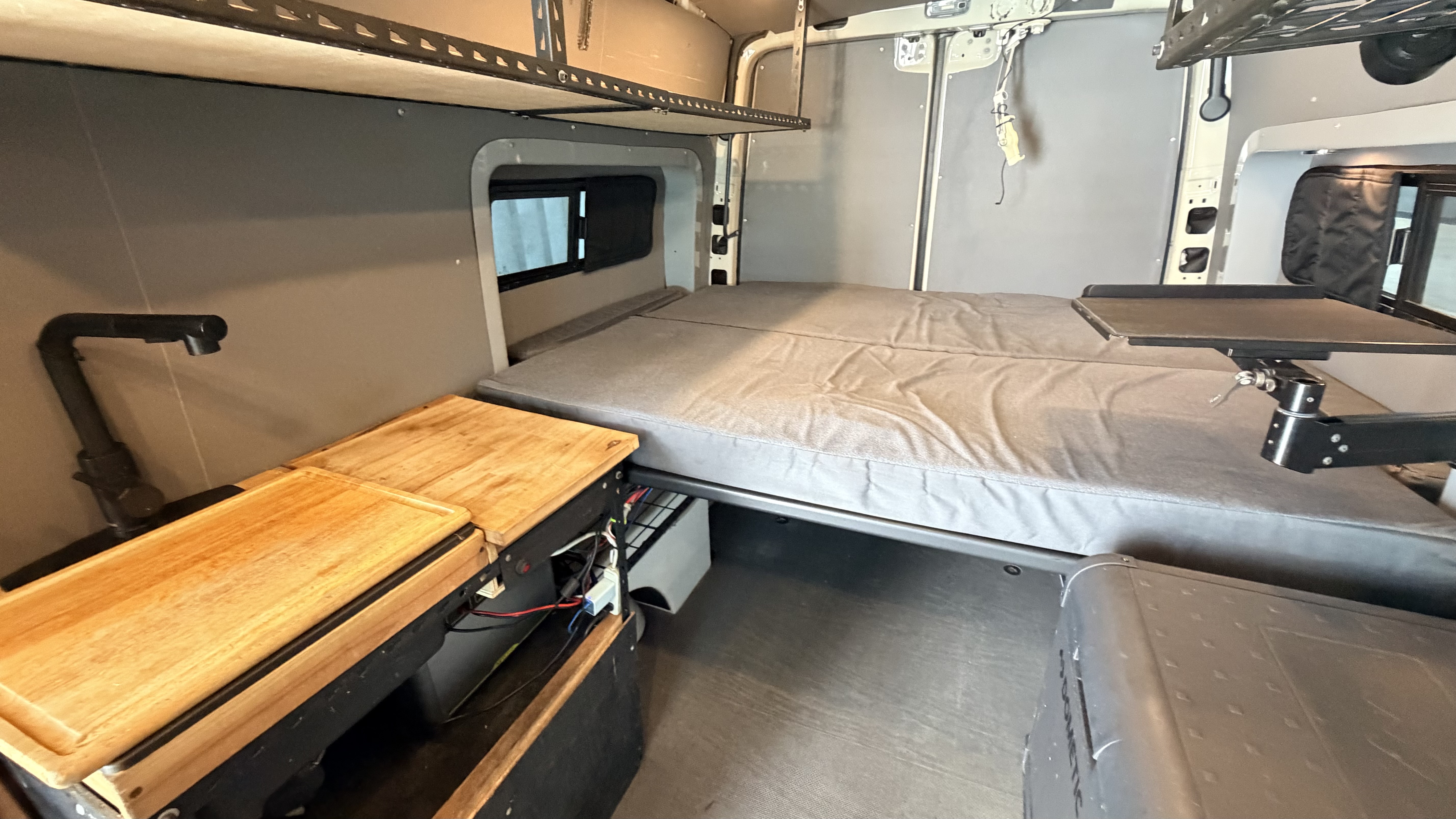 Used 2022 Mercedes-Benz Sprinter 2500 image 14