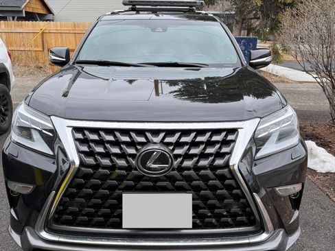Used 2023 Lexus GX 460 Premium image 9