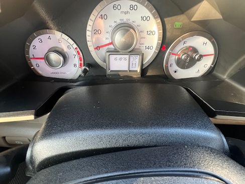 Used 2010 Honda Pilot EX image 9