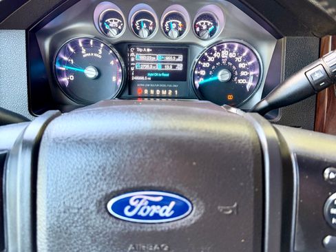Used 2014 Ford F250 Lariat w/ Chrome Package AWD/4WD image 21