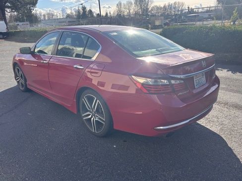 Used 2016 Honda Accord Sport image 6