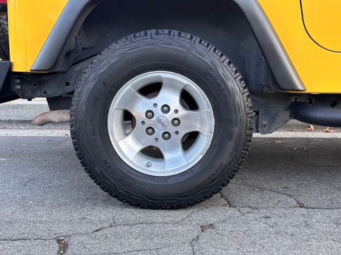 Used 2000 Jeep Wrangler SE image 15