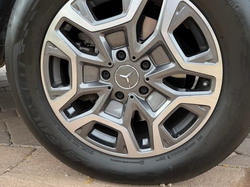 Used 2025 Mercedes-Benz G 550 image 17