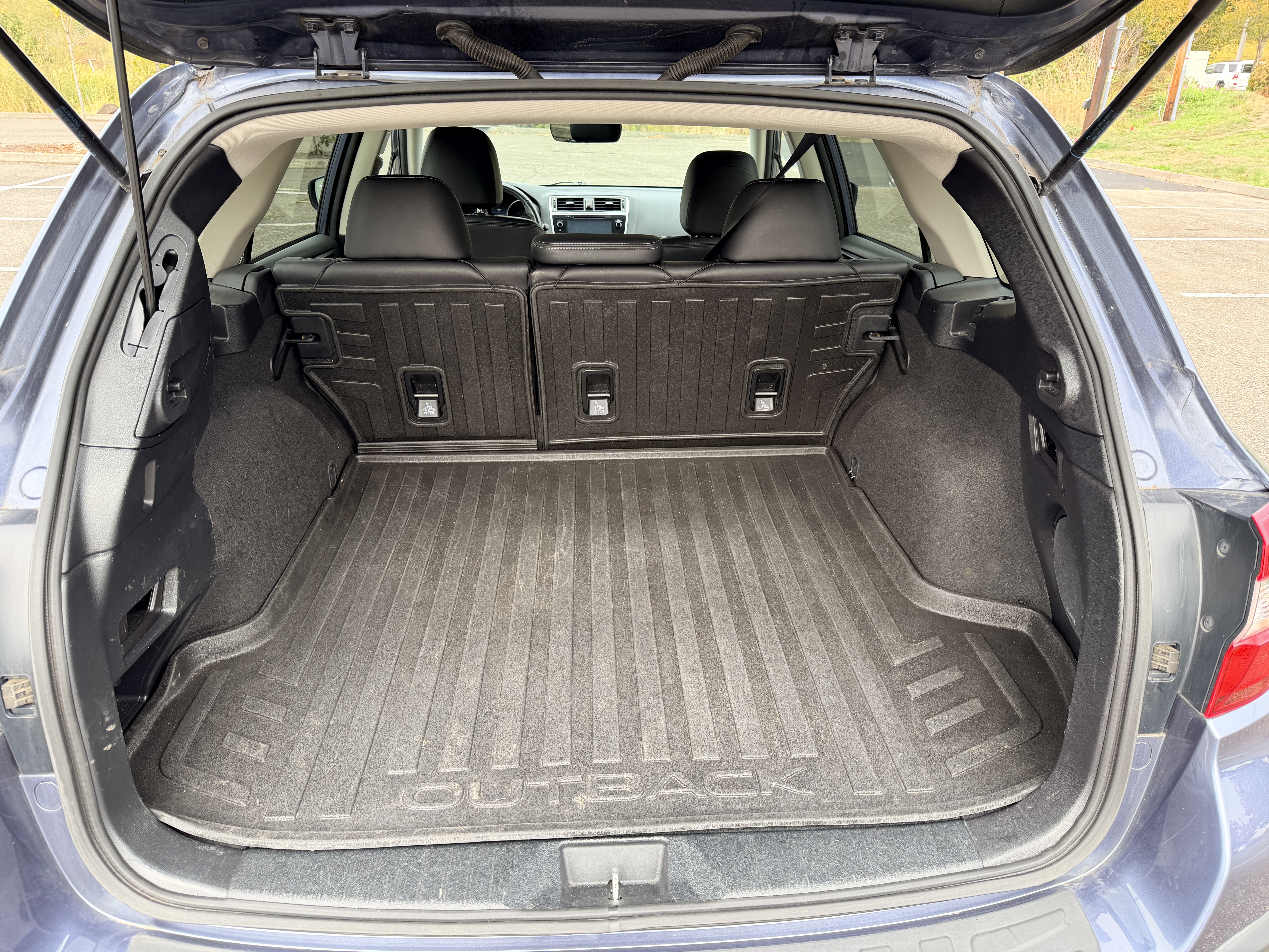 Used 2018 Subaru Outback 2.5i Limited AWD/4WD image 15