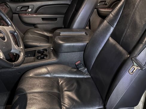 Used 2011 Chevrolet Tahoe 4WD Hybrid image 13