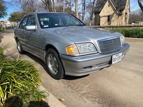 Used 1999 Mercedes-Benz C 230 image 2