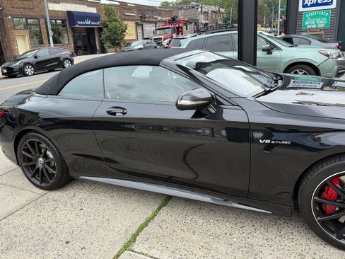 Used 2017 Mercedes-Benz S 63 AMG 4MATIC Cabriolet image 9