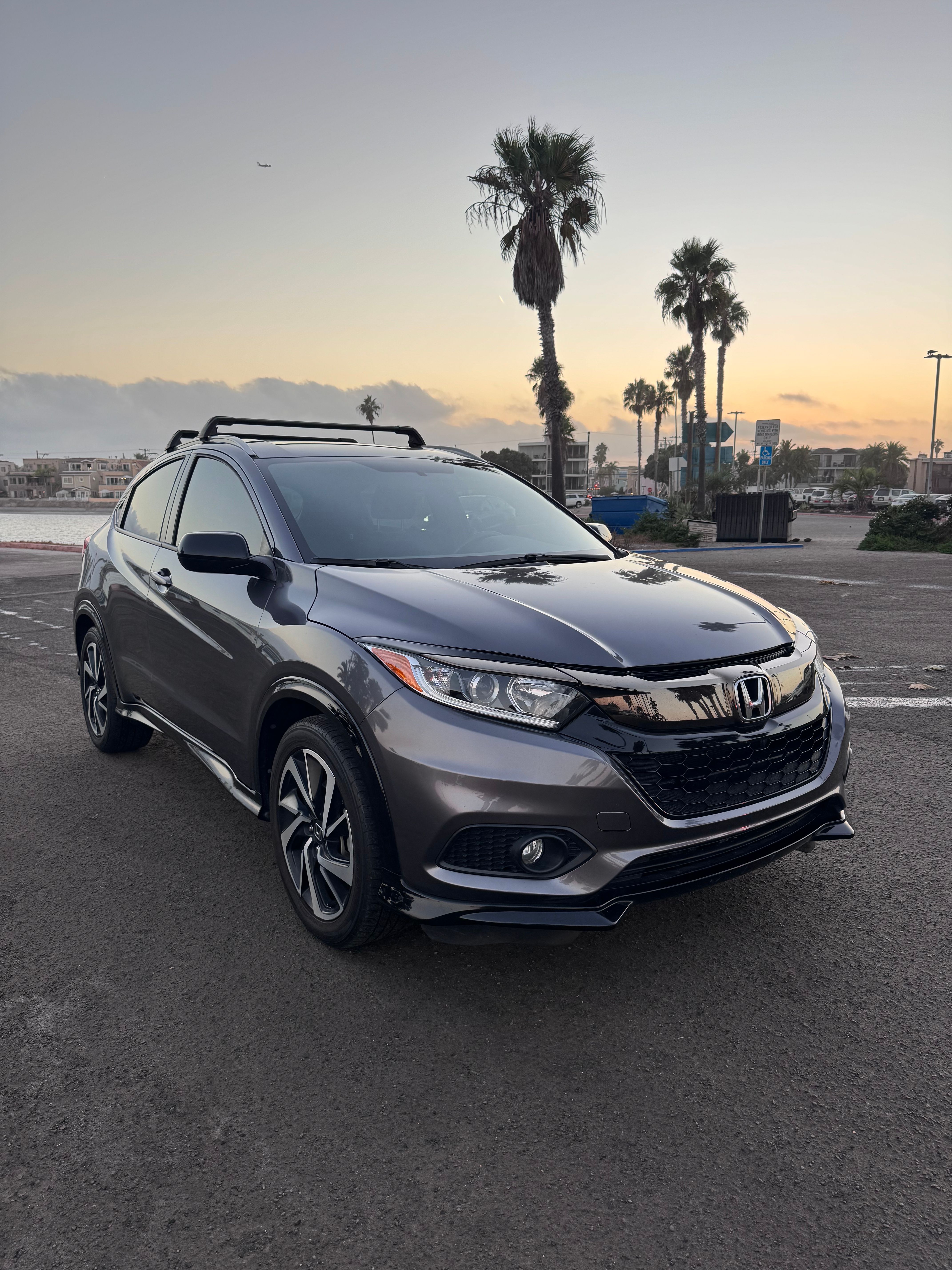 Used 2020 Honda HR-V Sport image 6